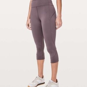 Lululemon In Movement Crop 19" leggings Size 6